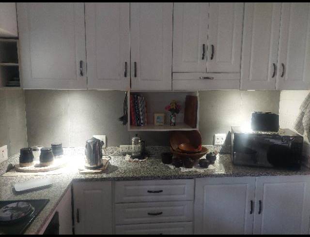 2 BEDROOM APARTMENT FOR SALE IN AMANZIMTOTI